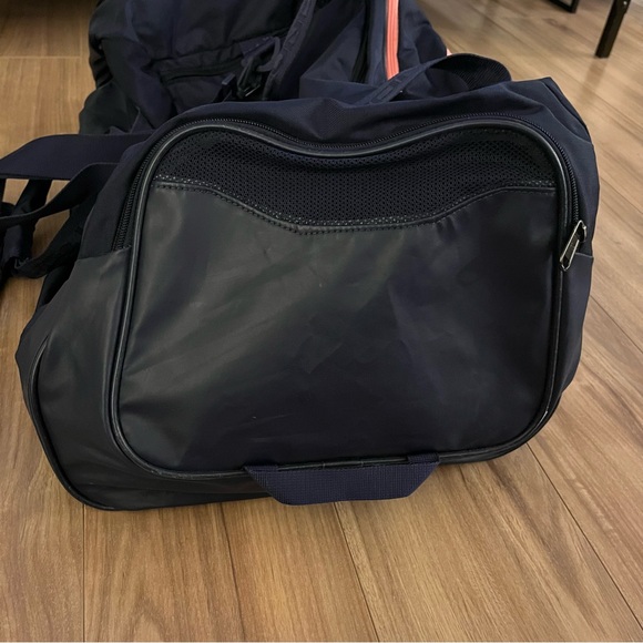 Under Armour Duffle Bag - Picture 9 of 9